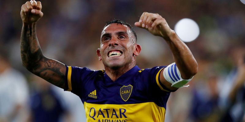 Cầu thủ Carlos Tevez tại Boca Juniors và Trung Quốc